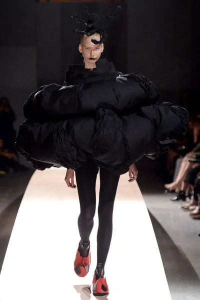 Look 23
